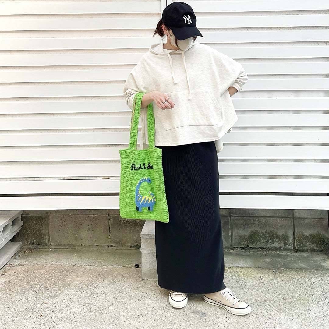 カラーバッグをアクセントにする♪