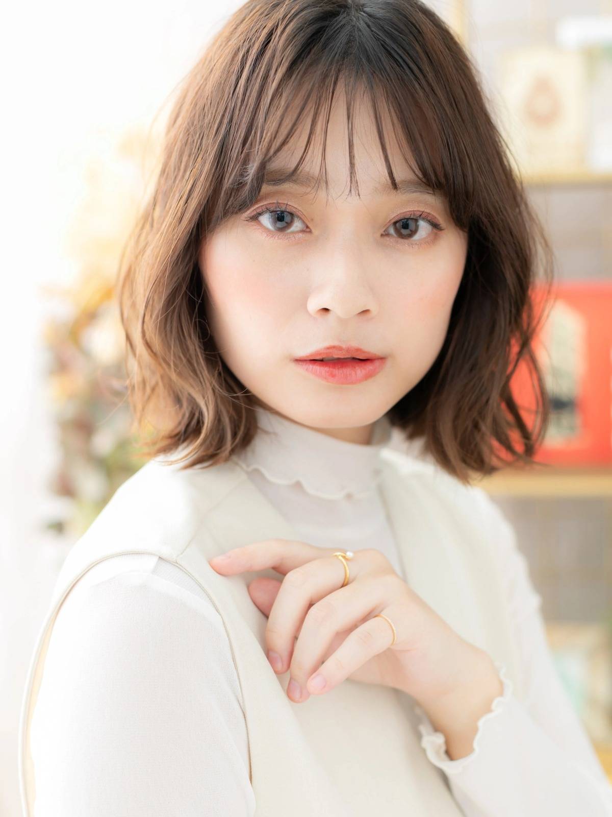 シルキーベージュのくびれボブ