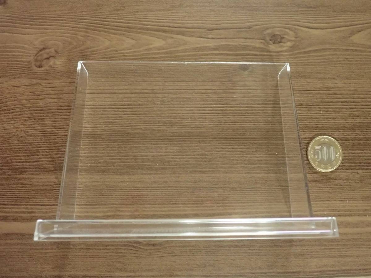 DAISO(ダイソー)：表紙を飾れるブックスタンド