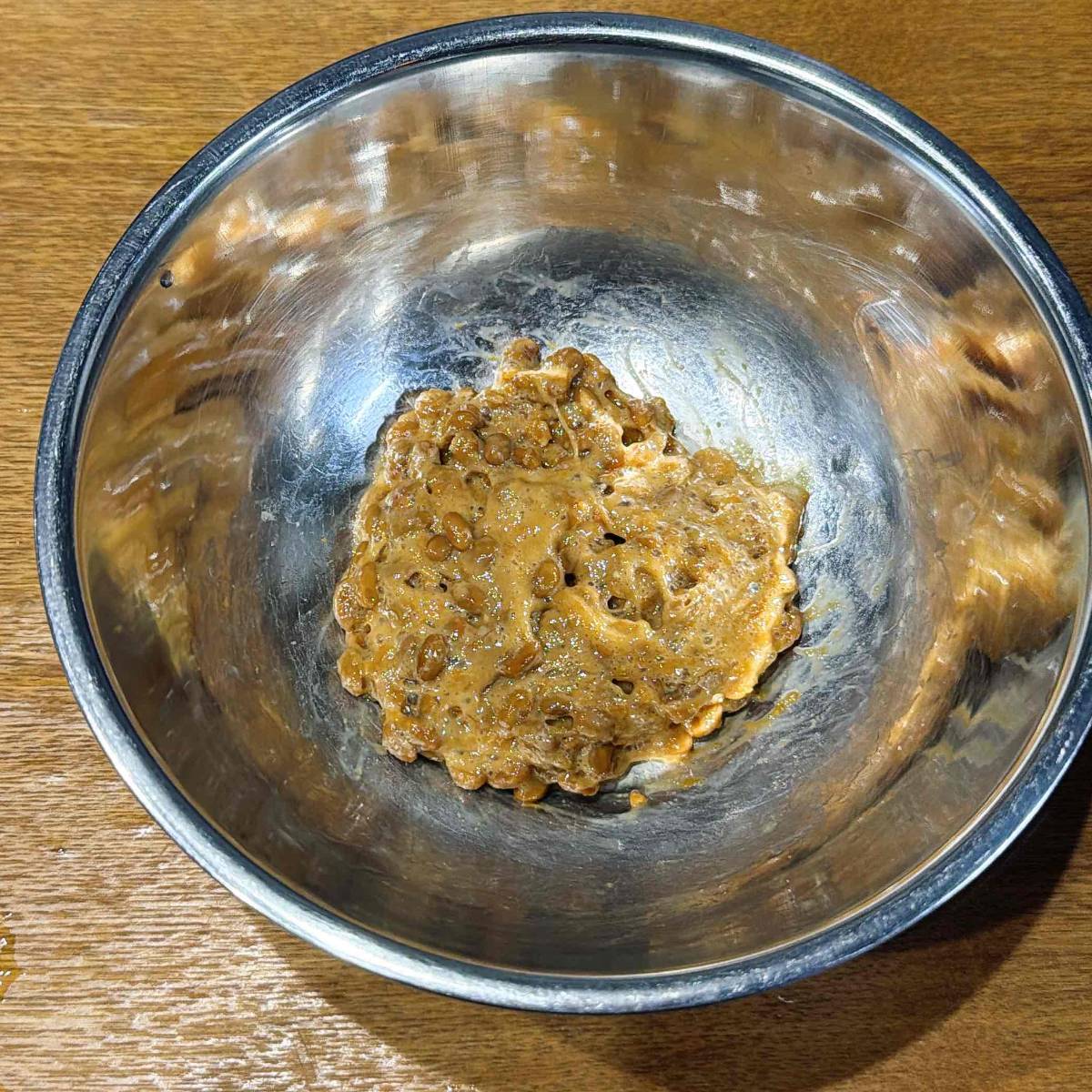 タカノフーズ公式の「納豆チーズの焼き春巻き」のレシピ