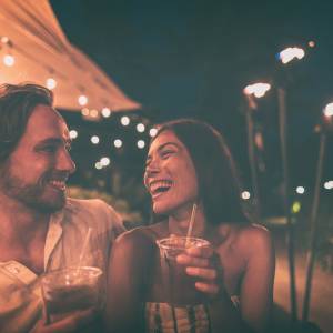 本当はもっと男性から求めてほしい!「女性の不満」と「男性の不安」