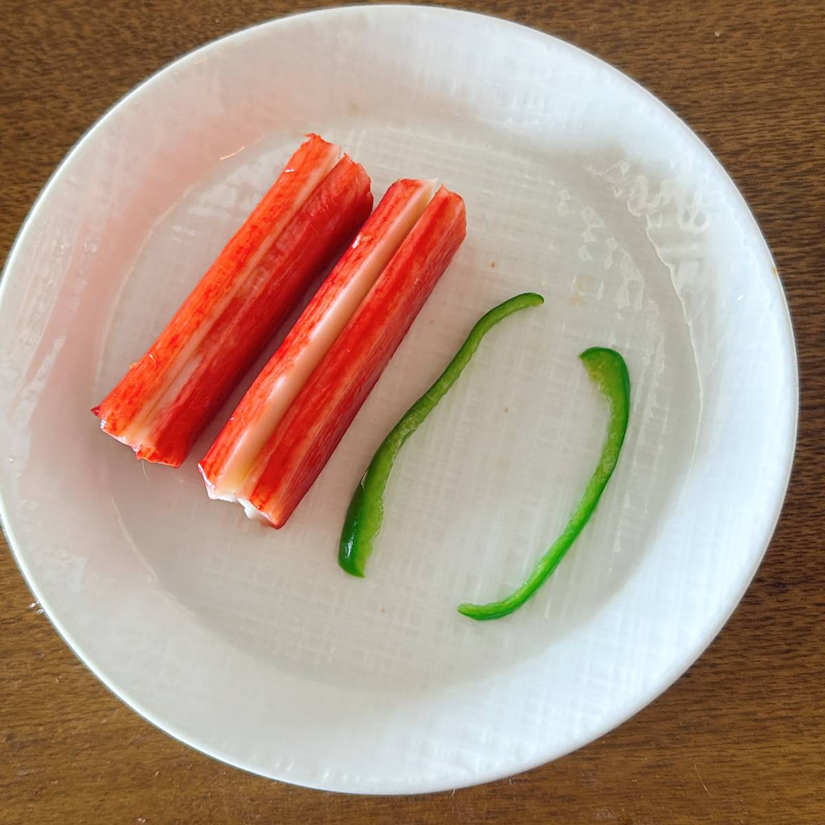 いちまさ公式の「カニかまでリンゴの玉子焼き」のレシピ