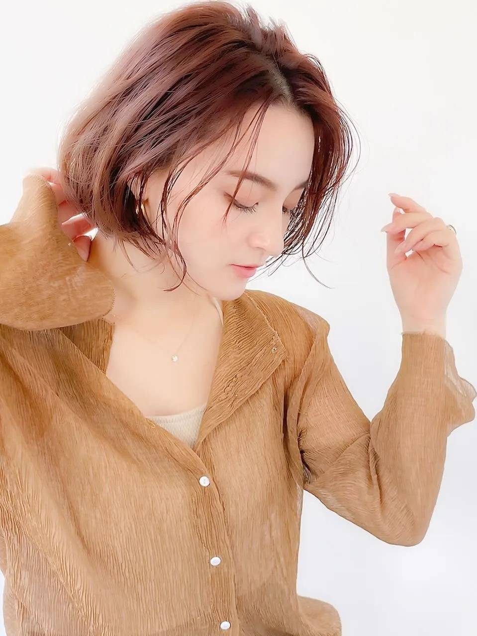 抜け感エアリーボブ