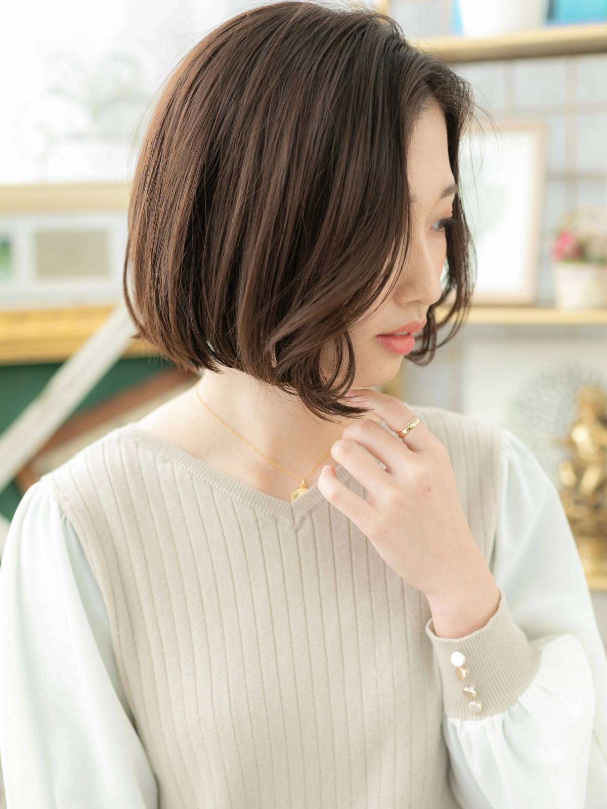 フェミニンかきあげボブ