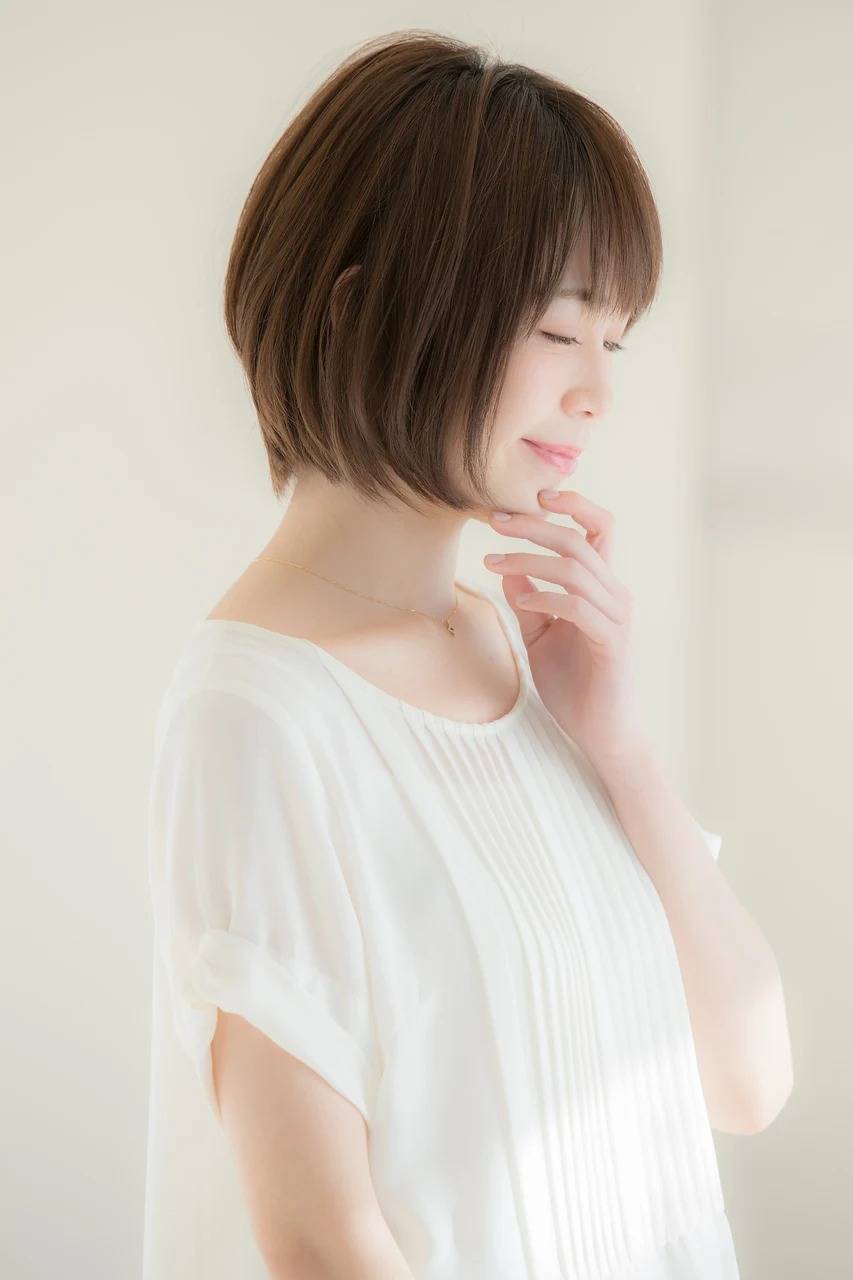 上品見え前下がりボブ