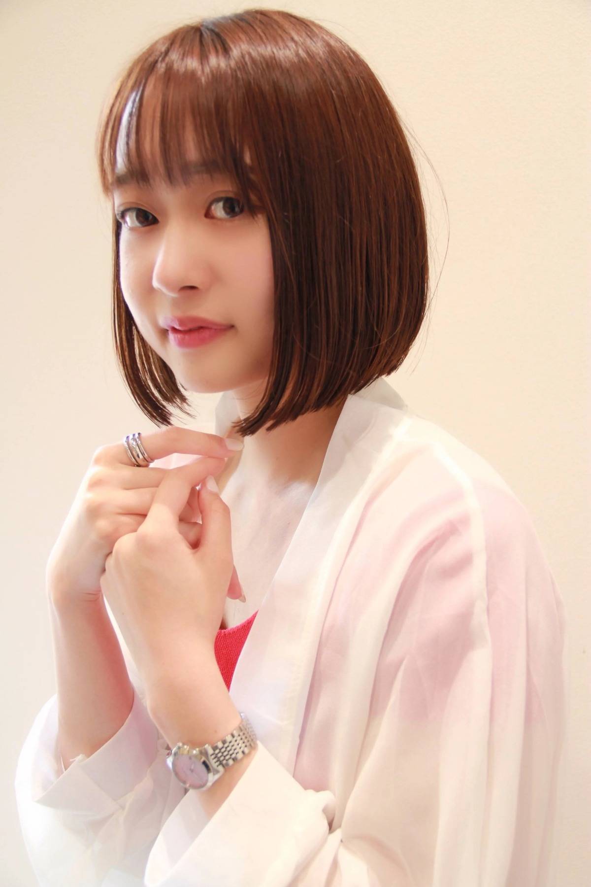 つややかストレートボブ