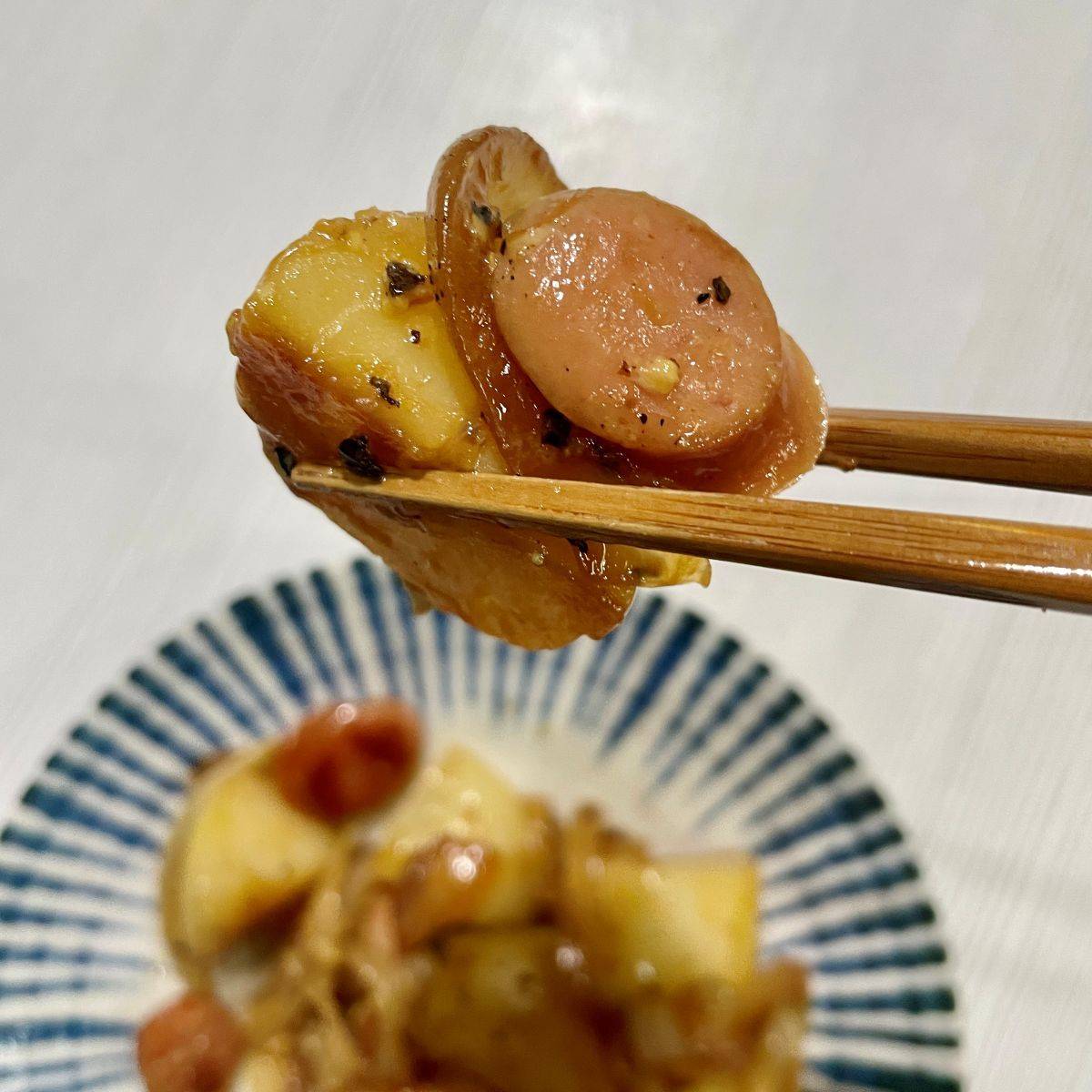 ヤマキ公式の「新じゃがいもと新玉ねぎのジャーマンポテト」のレシピ