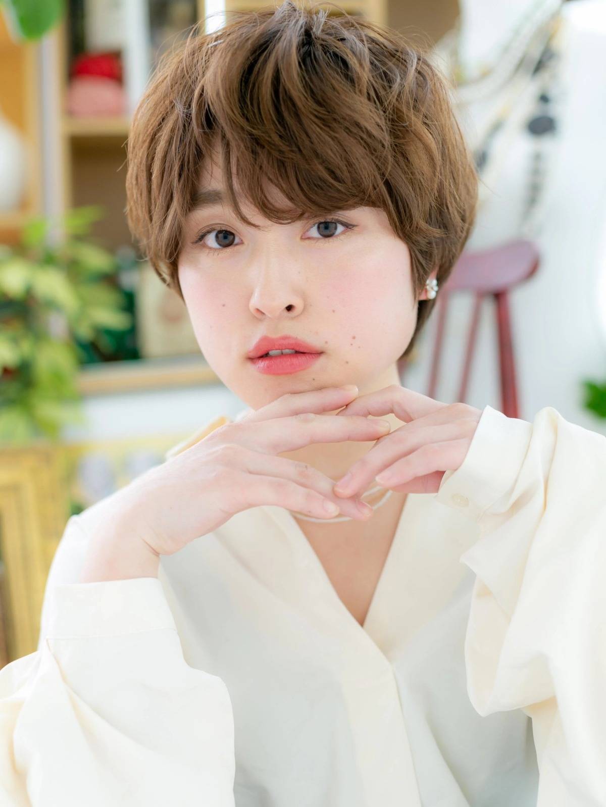 大人可愛いくせ毛ショート