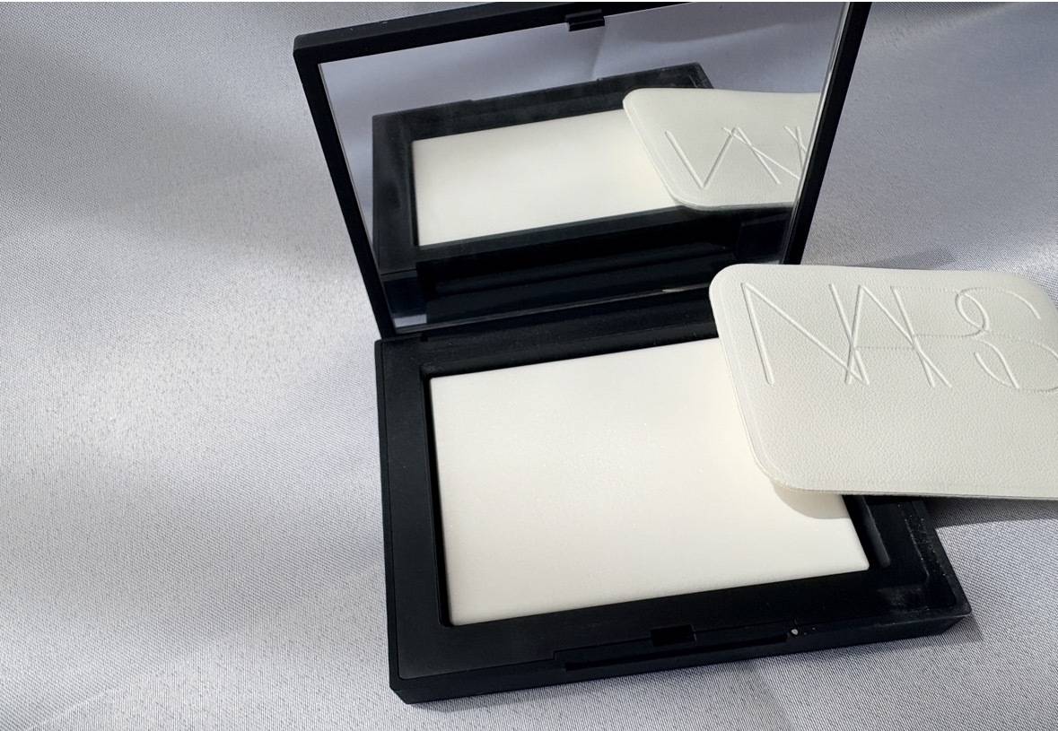 NARSライトリフレクティングセッティングパウダー