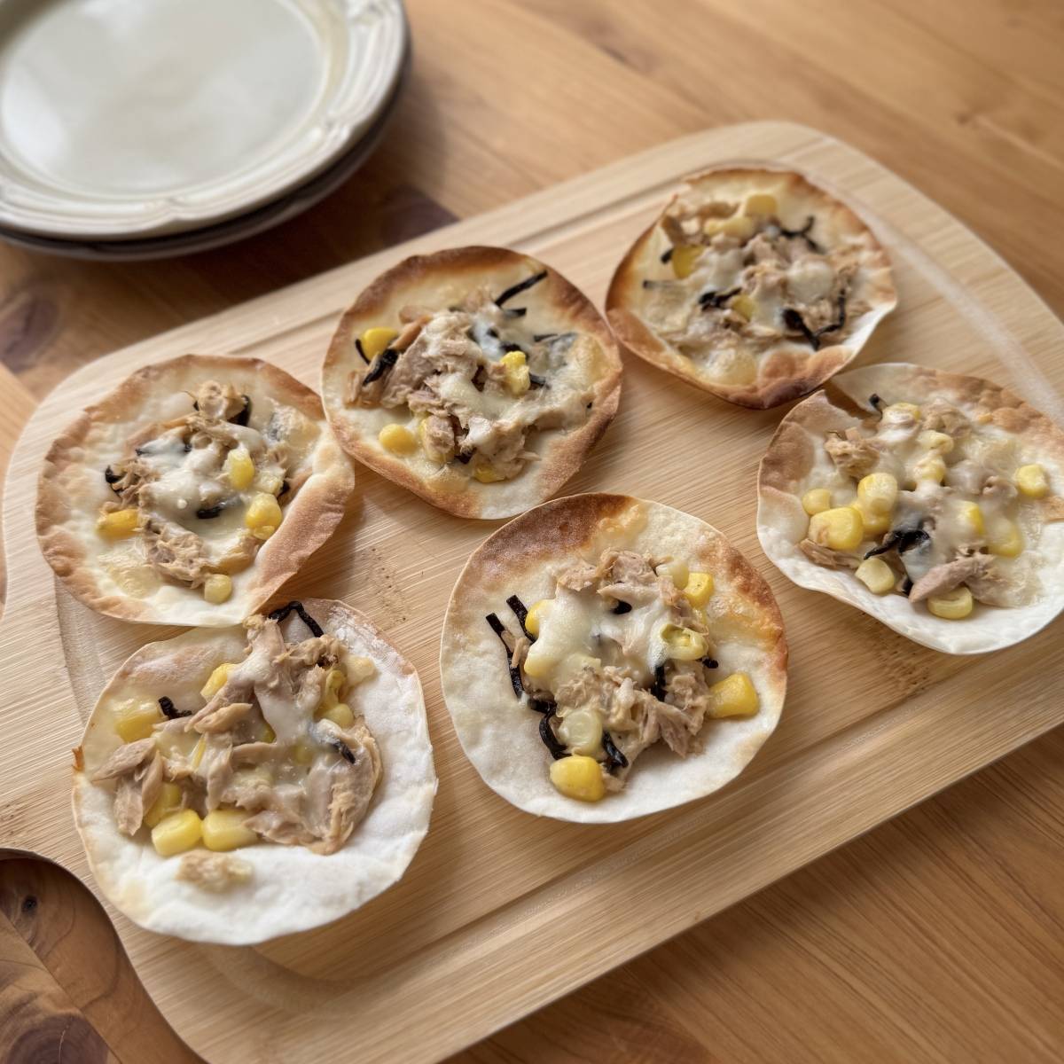 ふじっ子公式の「ふじっ子のツナコーンピザ」のレシピ