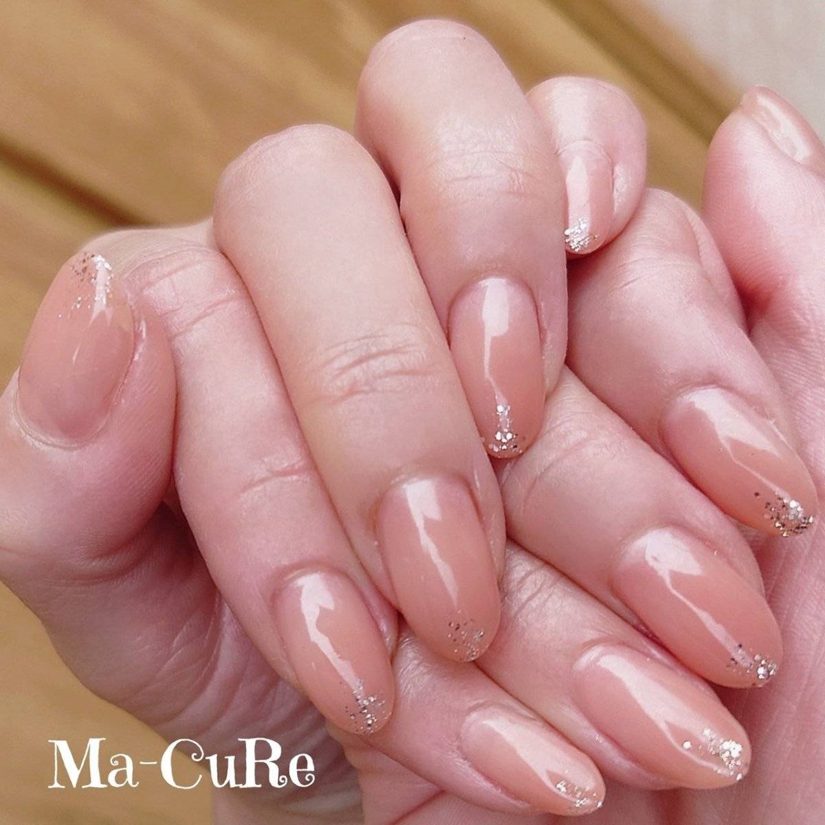 オレンジベージュネイル