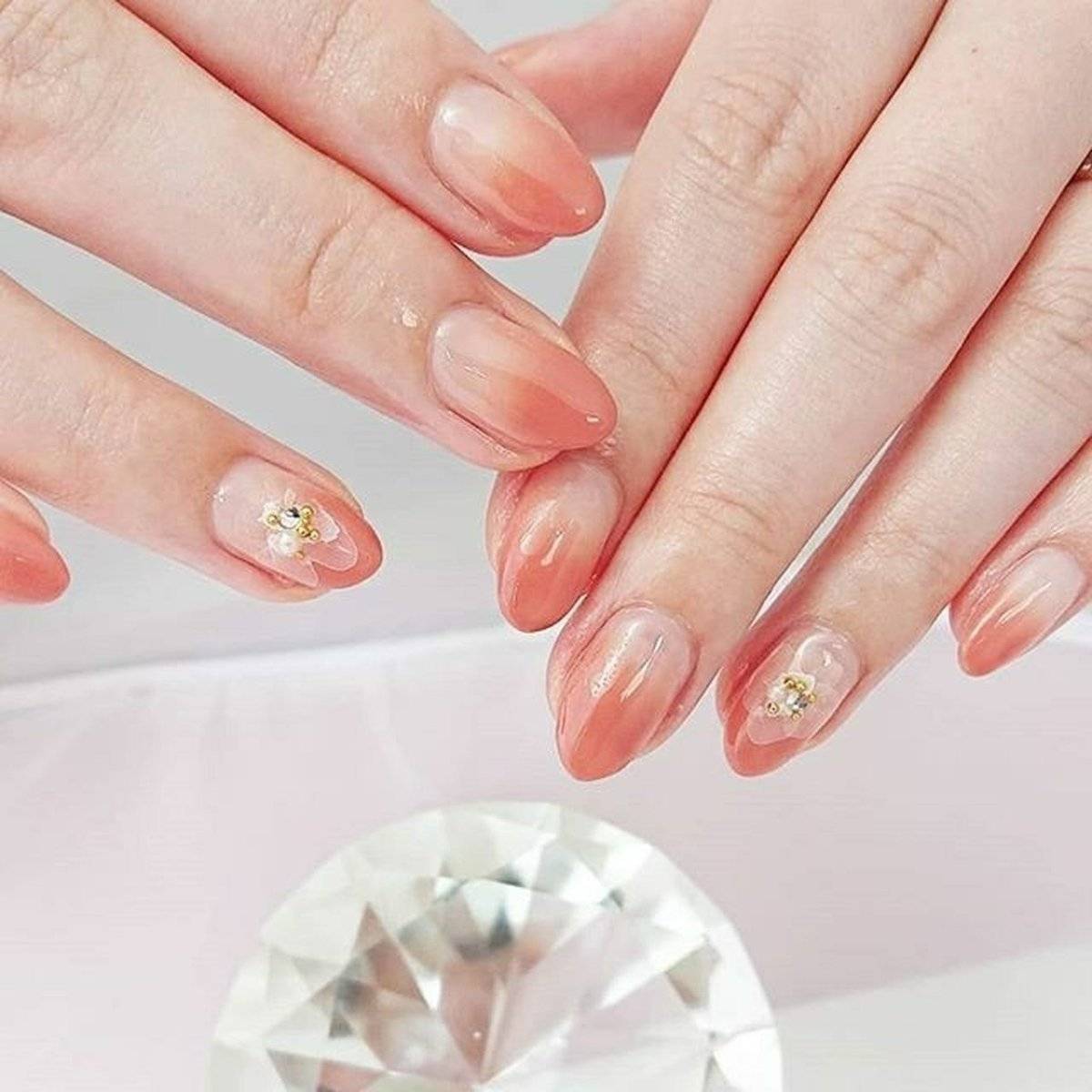 オレンジピンクネイル