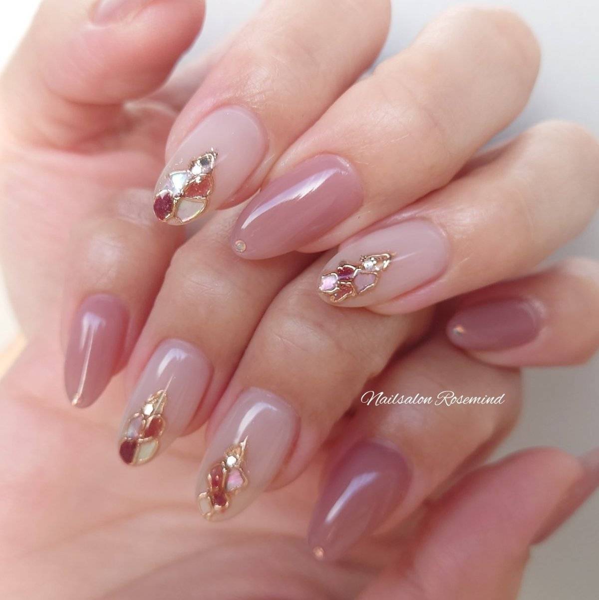 モーブピンクネイル