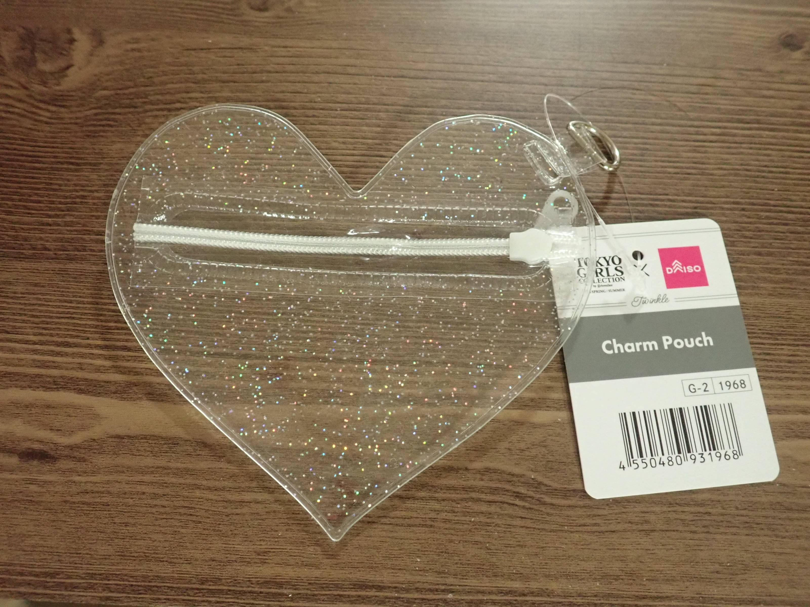 ダイソーのハート型バッグチャームポーチ