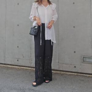 【2026年4月】こんな着方があったとは！垢抜けるブラウスコーデ5選