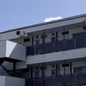 【ゾッとする怖い話】「お兄さんの部屋だけだと思いますよ、きれいになってるの」