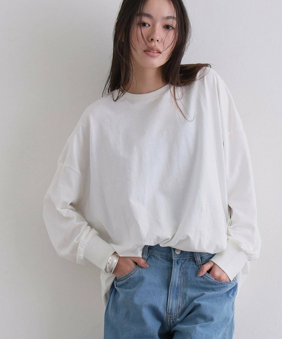 PourVous オーバーサイズ裾ラウンドカットソー