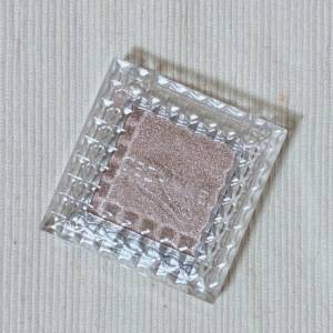 【セザンヌ】使うだけで垢抜ける……。コスパ良すぎる「最強アイテム」