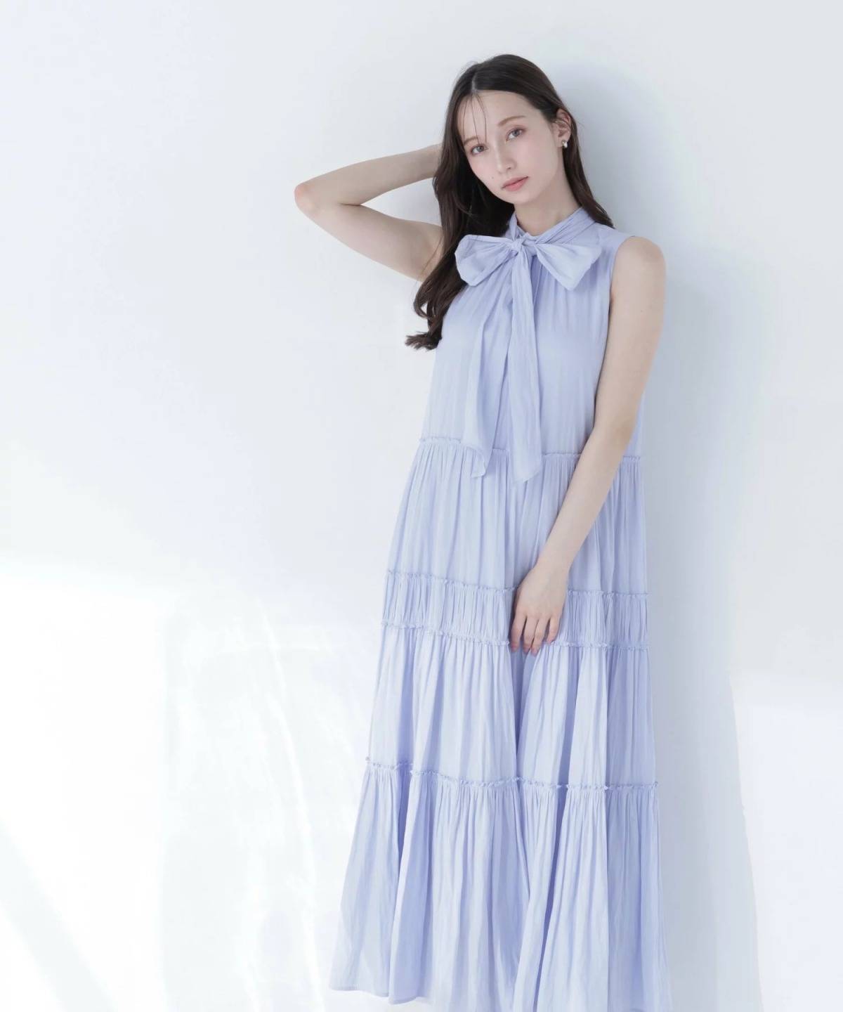 NATURAL BEAUTY BASIC バックリボンティアードワンピース