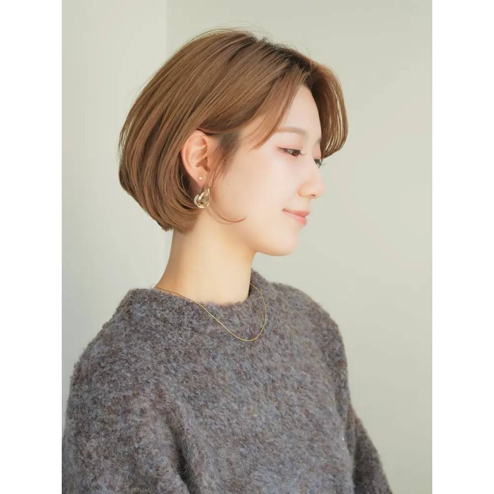 丸みのある大人ショートボブ