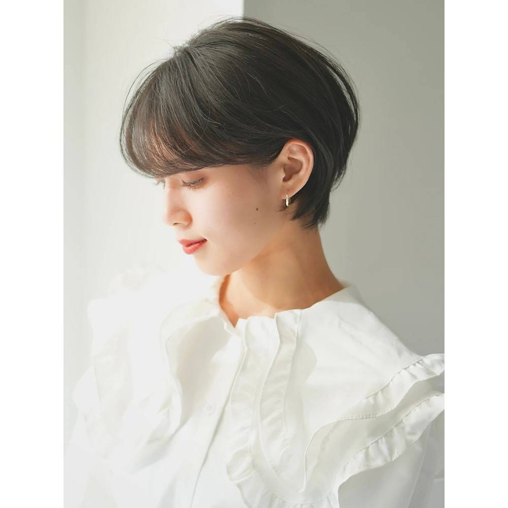 クラシカルな前下がりショート