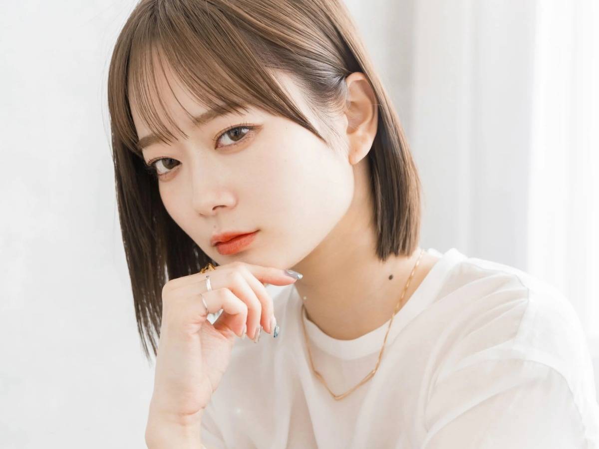 シンプル切りっぱなしボブ