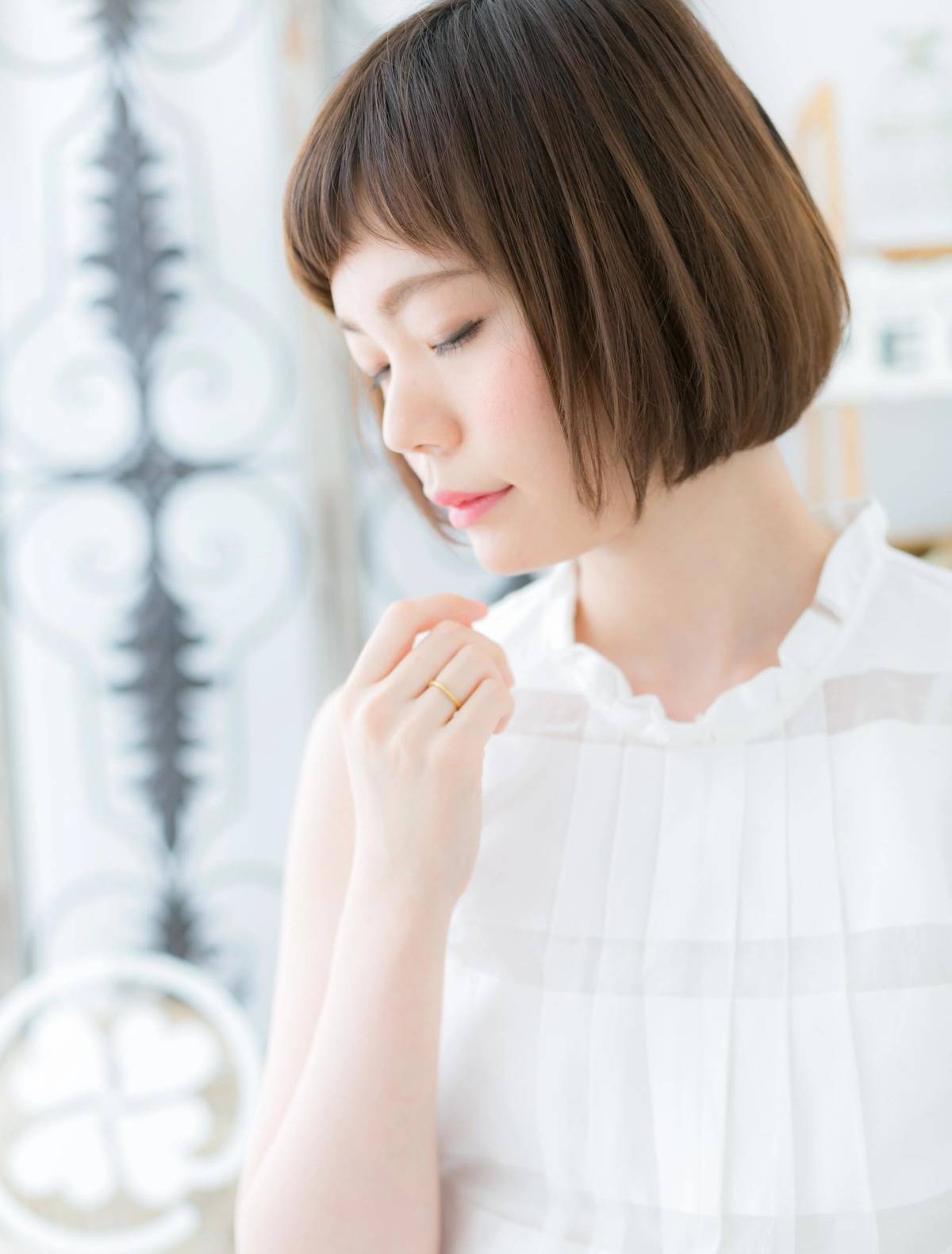 個性派オン眉ボブ