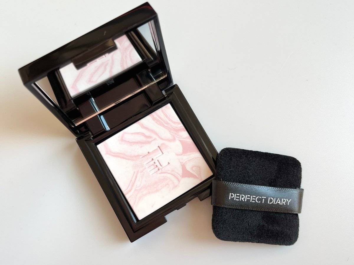 PERFECT DIARY トランスルーシェントブルーリングセッティングパウダー ウォームピンク