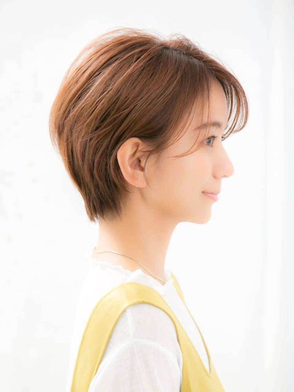 耳掛けナチュラルショート