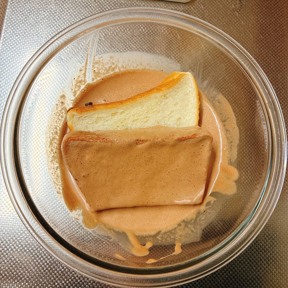 フジパン公式の「バニラアイスで簡単！フレンチトースト」のレシピ