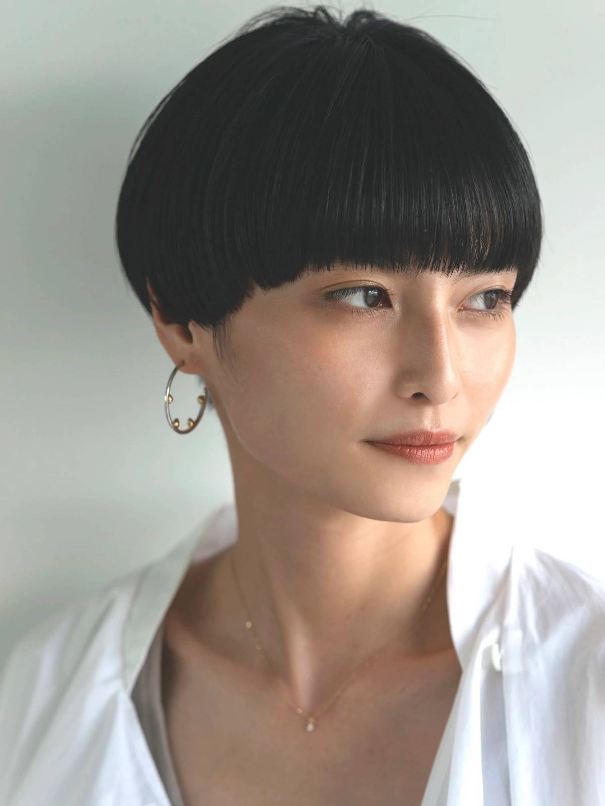 モードな黒髪ショート