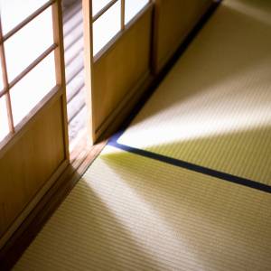 実は風水的に大凶です。和室にあると出世運がダダ下がりするもの5選