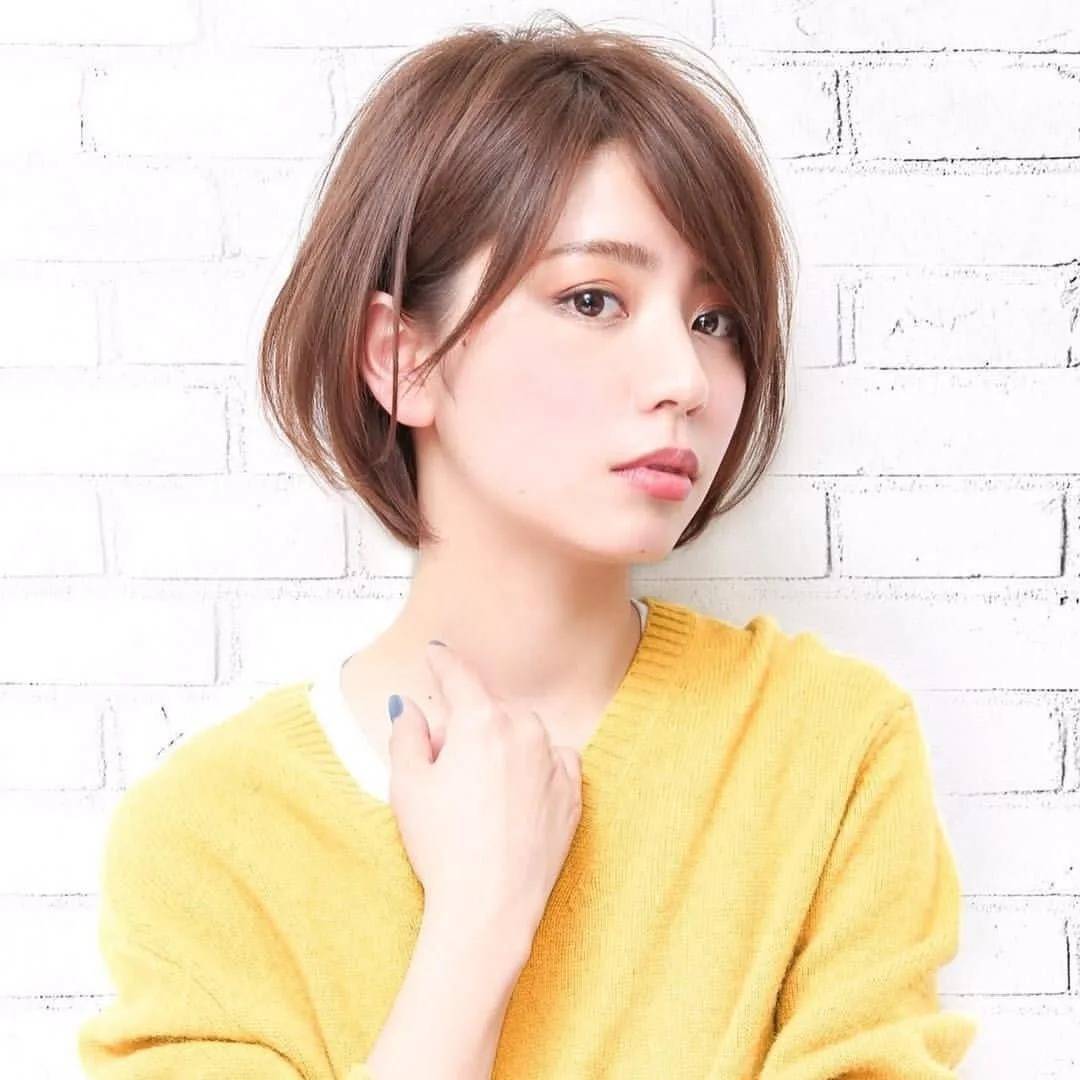 ナチュラルな抜け感ボブ