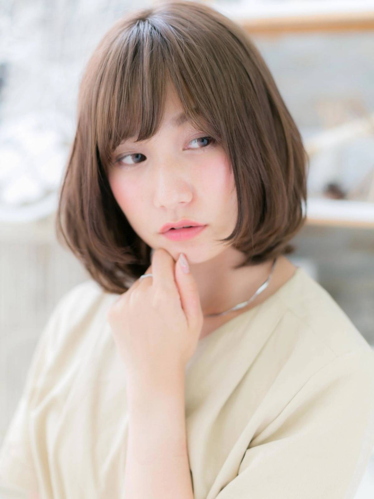 ナチュラルレイヤーボブ