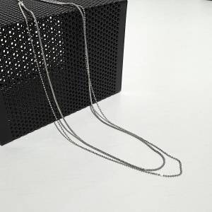 【3COINS】着けているのを忘れる“軽さ”！今買うべきアクセサリー