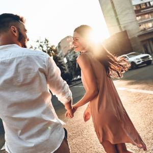 愛されたいなら知っておいて……！超効果的な男性の褒め方とは？