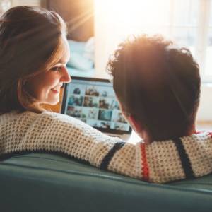 年下男性に愛されたい！「年上女性」の魅力と具体的アピール法4つ