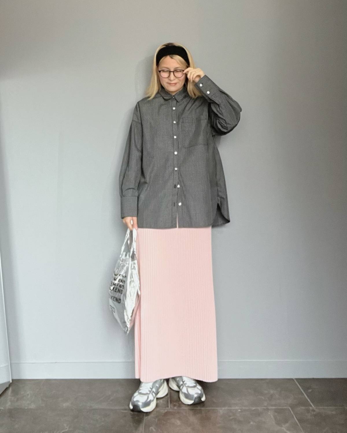 シャツ×ロングスカート