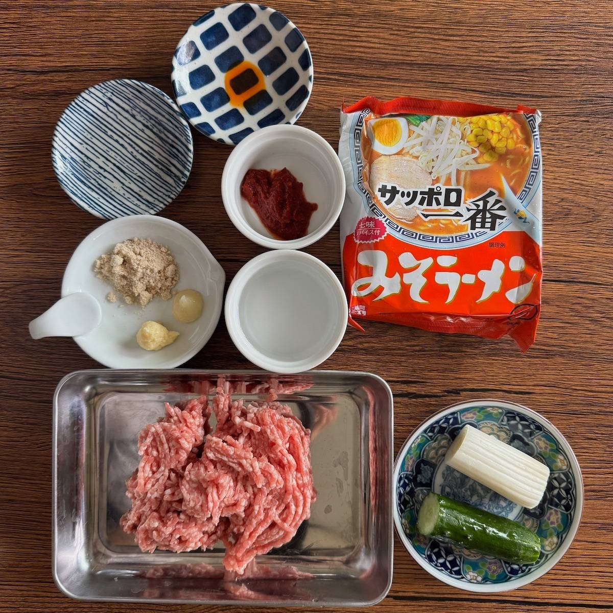 サッポロ一番公式の「味噌そぼろでジャージャー麺風」のレシピ