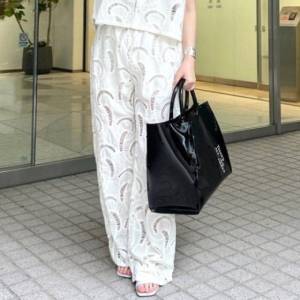 裏地付きで安心♪夏の主役ボトムにぴったり「レースワイドパンツ」