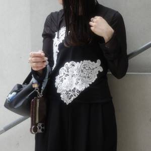 洗練と華やかさをプラス。“透け感レース”が今っぽい「sahara」のビスチェ