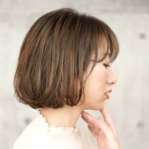 きれいめコーデとの相性抜群！大人可愛いボブヘア5選〜2026初夏〜