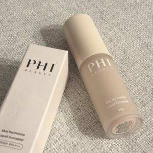 これ1本でベースが完成！自然にしっかりカバー「PHI BEAUTY リキッドコンシーラー」