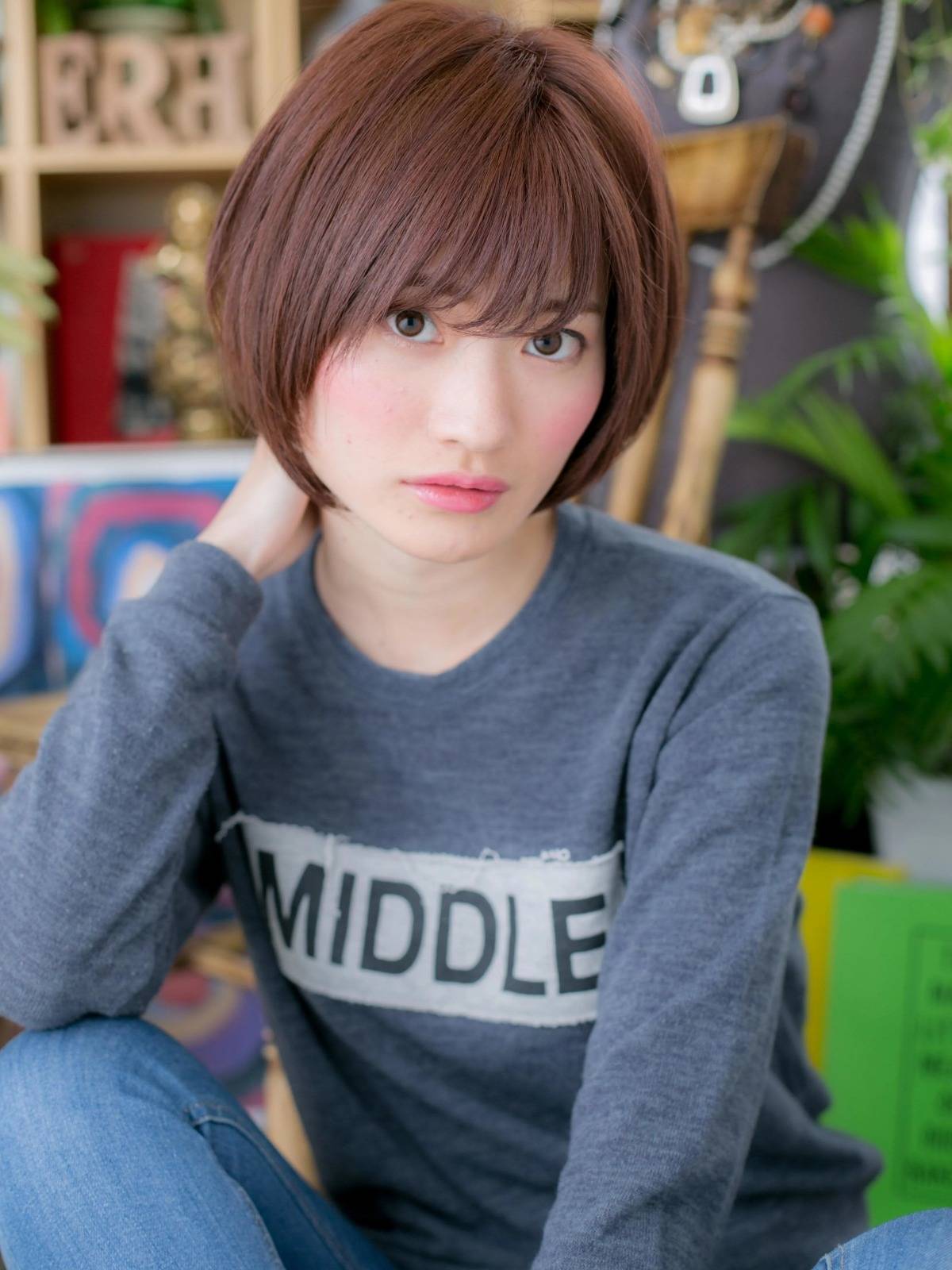 ラベンダーカラーの丸みボブ