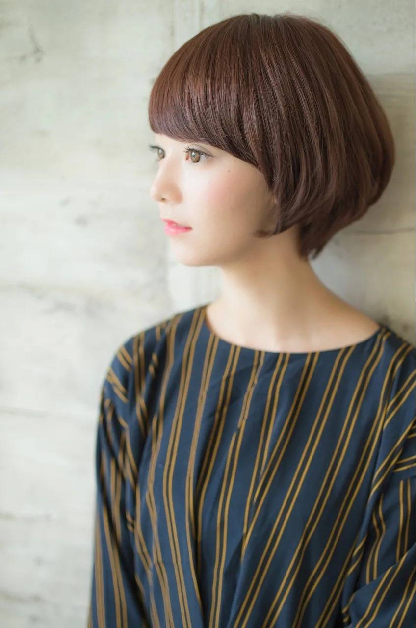 まとまり感ひし形ショートボブ