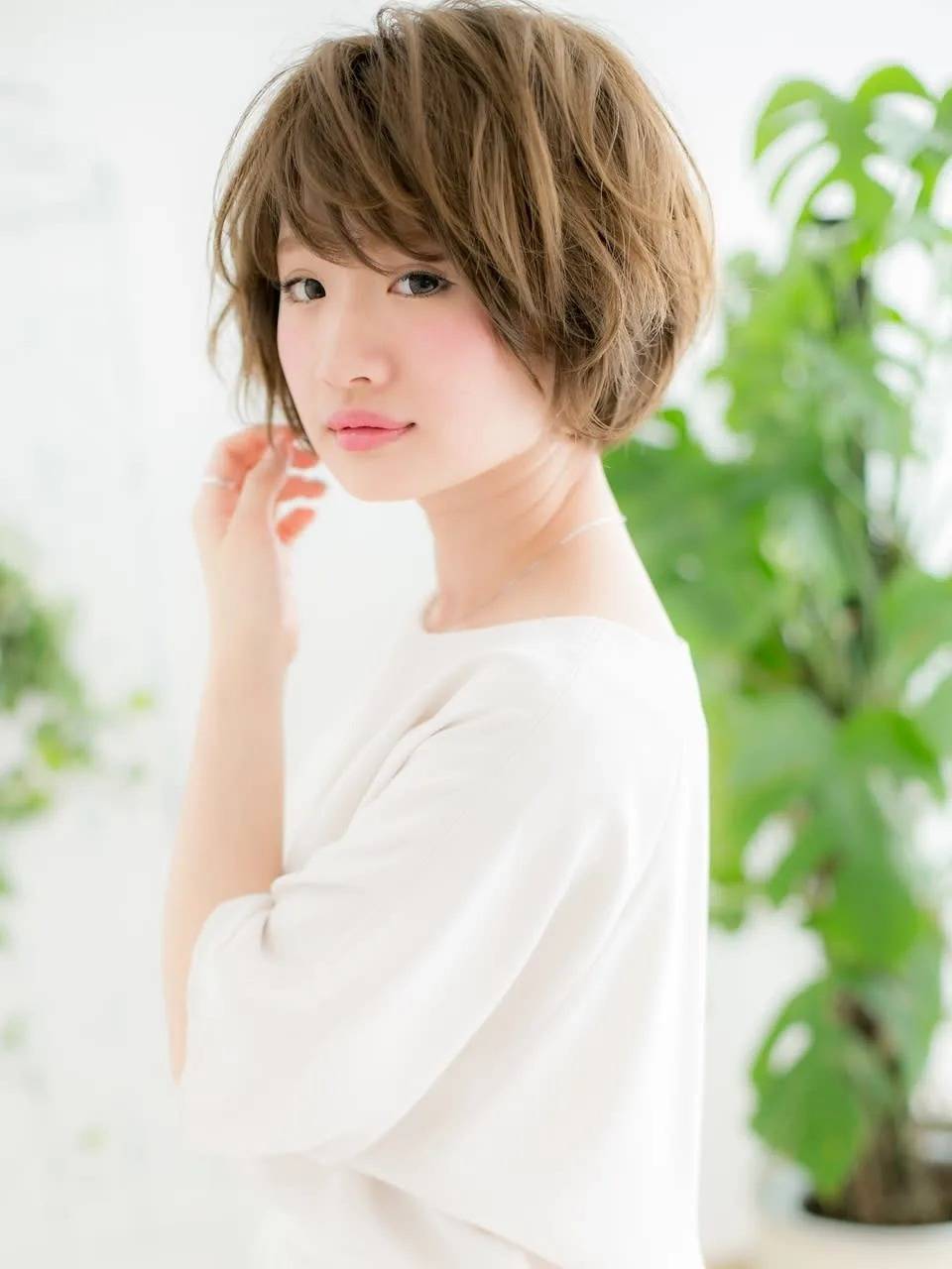 ふんわり立体感ショートボブ