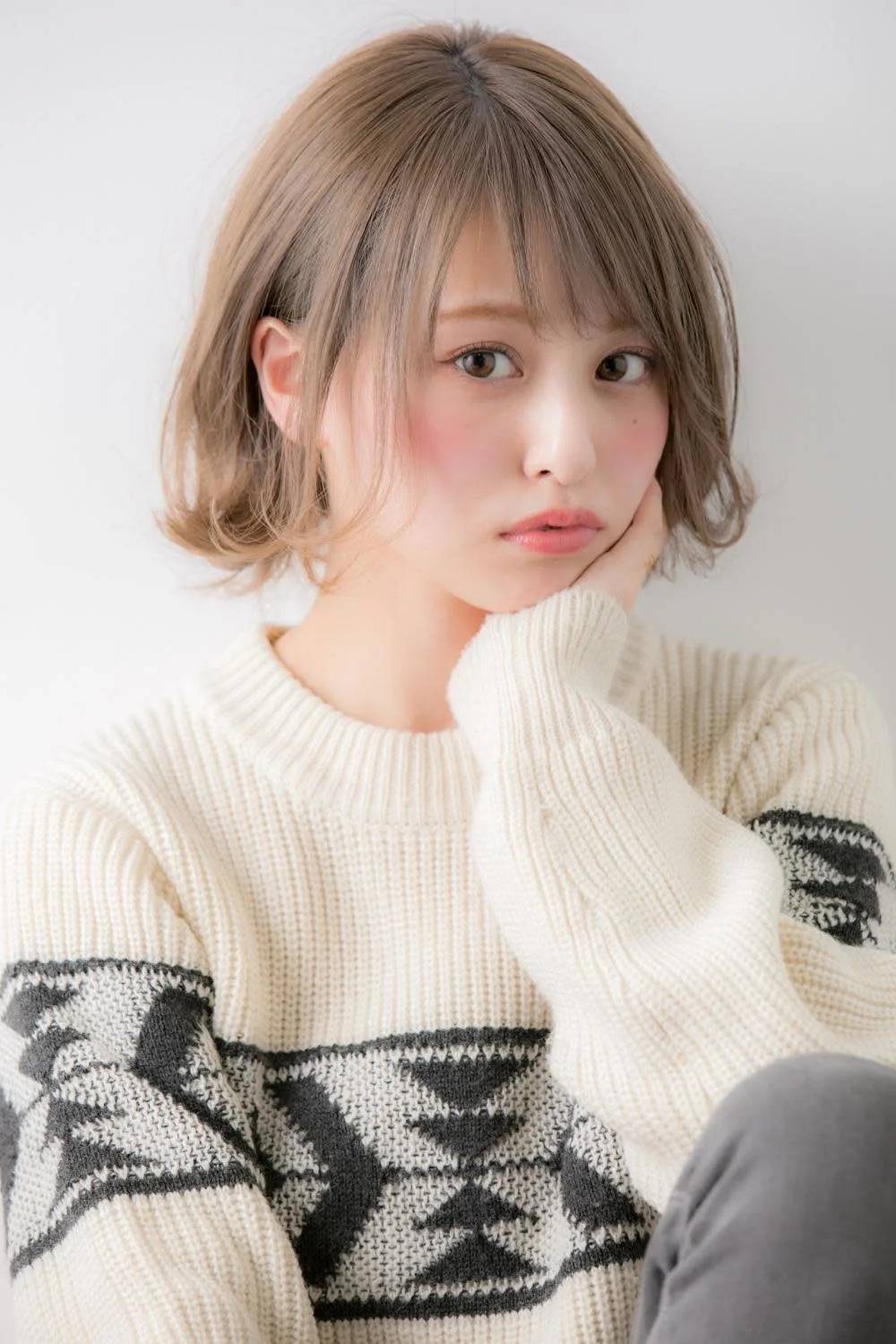 カジュアル可愛いカールショート