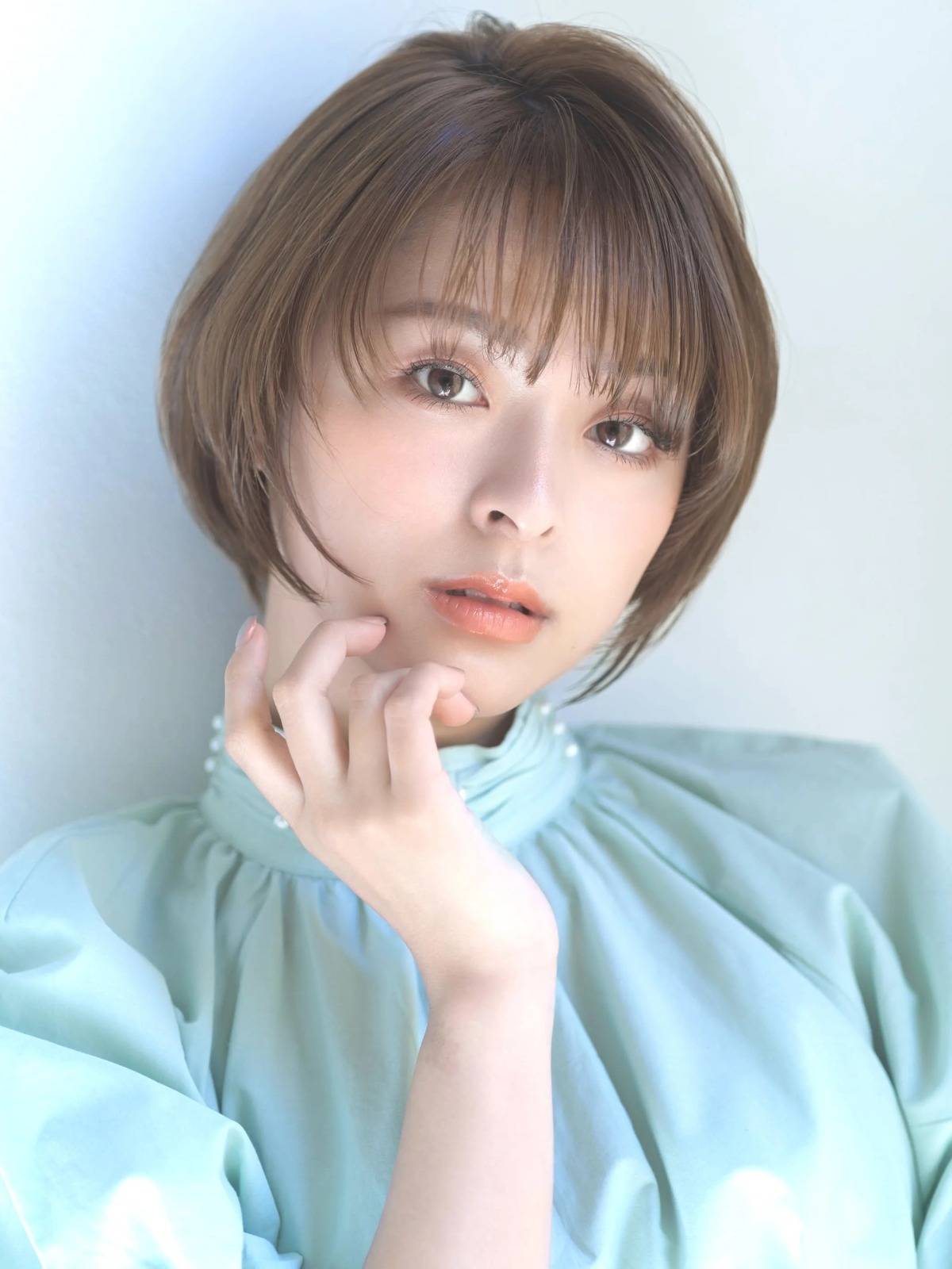 透明感丸みショート