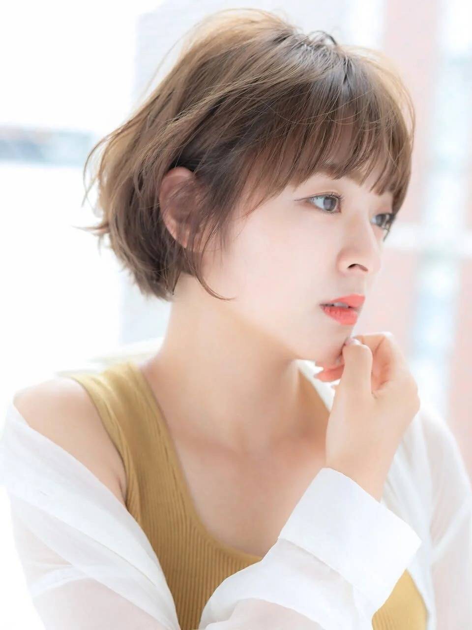 フェミニンニュアンスショート
