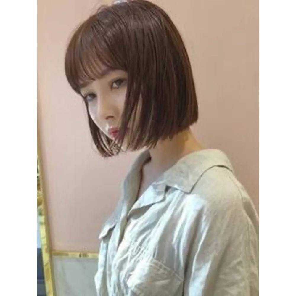エッジの効いた切りっぱなしボブ